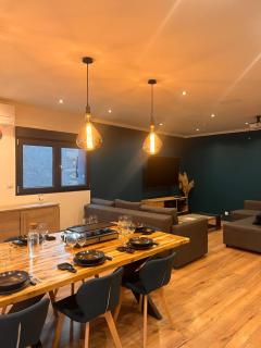 Logement spacieux avec jacuzzi - Le Bourgeat - 2
