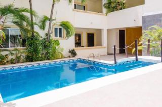 Modern Condo, Just Steps to Mamitas Beach & 5th - Playa del Carmen - 0