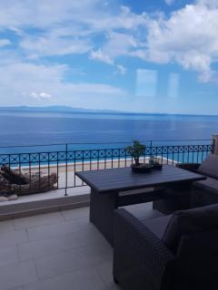 On the rock afytos - 8