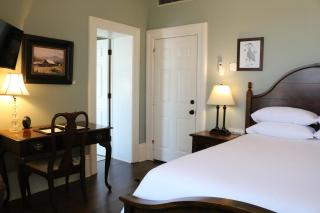 The Joshua Wilton House - Harrisonburg - 3