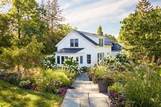 Haddock Cotter Chic Farmhouse and Barn w Pool - Old Chatham - 1