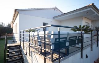 Charming New Beachside House up to 8 Beds! - Calafell - 8