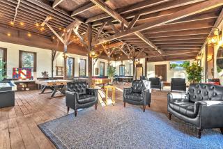 Bohemian Cabin: Hot-tub, Serene Retreat, Pet-Friendly, 10-Mins to Downtown! - Fredericksburg - 9