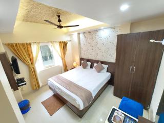 Hotel Aradhya Puri - Luxury Room with Sea View - Prime Location with Parking Facilities - Best Hotel in Puri - Puri - 7