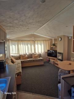 AJ Ray Properties A8 - Ingoldmells - 9