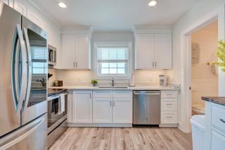 2001 King Pet Friendly, 2nd Floor Serenity - Surf City - 6