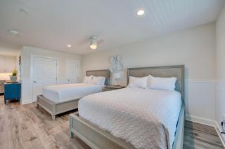 2004 Queen Suite, 2nd Floor Oasis - Surf City - 0