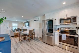 2005 Queen Suite, 2nd Floor Surfside - Surf City - 8
