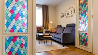 LIMIDI HOMES --- Spacious Two-Bedroom Apartment in City Centre --- Ideal Location for Exploring Veliko Tarnovo - Veliko Tarnovo - 0