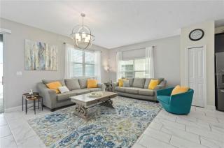 Newer 5 bedrooms home in Champions gate - 9