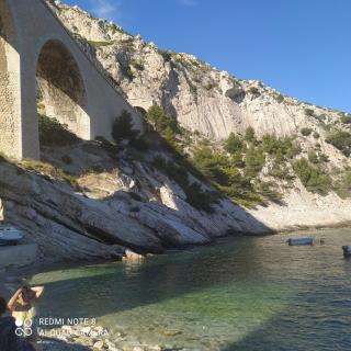 Cabanon dans la calanque de la Vesse - 5