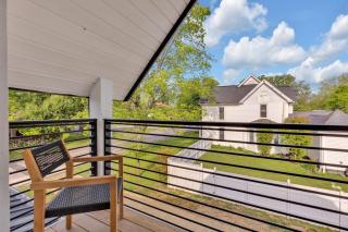 Honeybear Hideaways - Beautiful Luxury 8BR Retreat in with Indoor Pool, Theater, Game and Hot Tub - Sevierville - 9