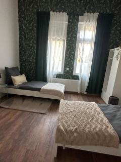 Premium-Apartment im Duisburger Süden, nähe Düsseldorf Flughafen & Messe, Komplett ausgestattetes Apartment mit modernen Altbau-Flair - Duisburgo - 3