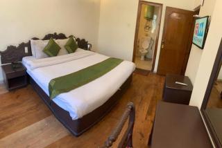 Hotel Premium Kalinga Inter Continental Manali - Newly Decorated - Wifi - Room Service - Parking Available - Best luxury Room in MANALI - 2
