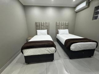 Durban Holiday Apartments by Mieli Estates , Unit 6 - Durban - 2