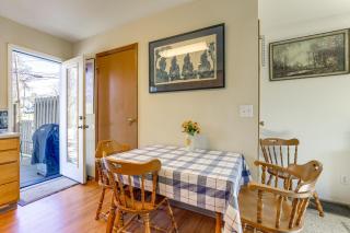 Hot Tub and Decks Central Hood River Townhome! - Hood River - 1