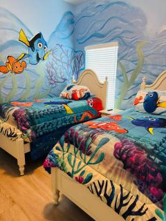 Characters Corner Vacation Home - 1