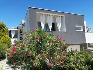 Apartments Dora - Bibinje - 0