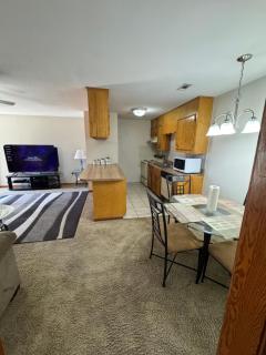Sulphur Suites - Sulphur - 2