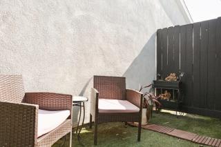 Central Modern All-In-One Home - 7