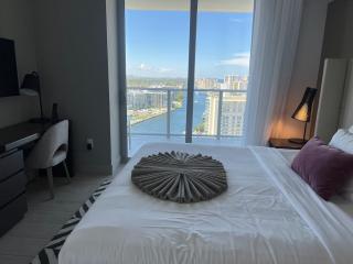 Hyde Luxury 2 Bedroom Apartment in Miami Beach and Pool - Hollywood - 5