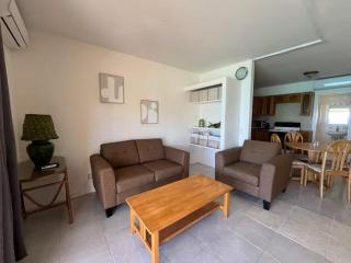 Trafalgar Apartments - Unit #15 Starfish Villa - Five Islands Village - 4