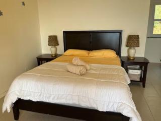 Trafalgar Apartments - Unit #15 Starfish Villa - Five Islands Village - 1