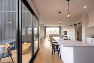 Golfers and Skiers Retreat - Jacks Point Home - Queenstown - 6
