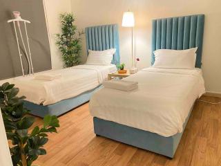 شقة 6 بأثاث مريح ثلاث غرف نوم - Al Khobar - 8