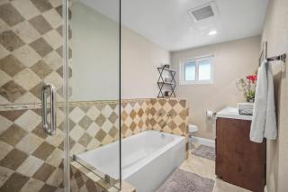 The Perfect Vacation Spot Near Six Flags Magic Mountain - Santa Clarita - 3