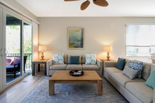 Stylish Longboat Key townhome minutes to beach Ospreys Nest - 1