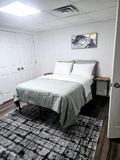 Modern Stay with Hot tub - Douglasville - 5