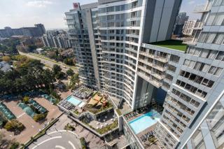 ELEGANT 1 BDR RETREAT PRvT BATH POOL & GYM - Joanesburgo - 3