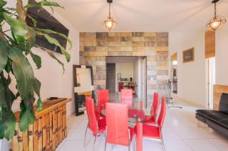 Loft Arte y Diseño Alberca Climatizada, Amenidades y Lujo, Terraza Privada con Asador de Carbon, Cuernavaca Somos los Únicos que te Ofrecemos Para Tu Uso Personal y Exclusivo 2 Jacuzzis con agua Caliente y sistema de Hidromasaje Tipo Spa - Cuernavaca - 4