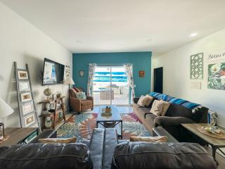 Modern 3BR Family Escape with Pool - 4