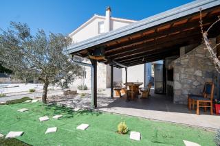 Family friendly apartments with a swimming pool Drage, Biograd - 23790 - Pakoštane - 3