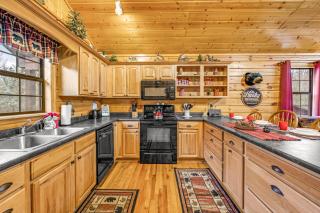 Hooked in the Smokies - Sevierville - 7