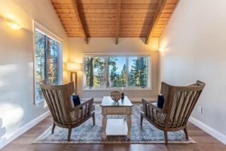 Views Mins to Skiing Lake Incline Village Incline Serenity by AvantStay - Incline Village - 4