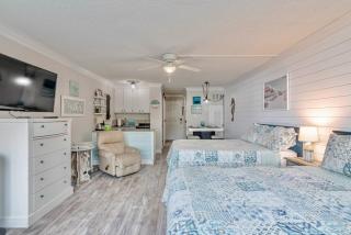Starfish Studio beachfront condo - Panama City Beach - 9