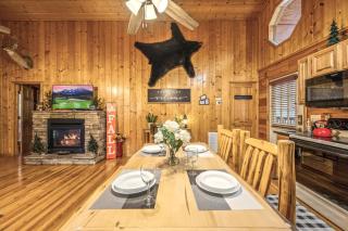 Sevier-ly Relaxing - Sevierville - 3