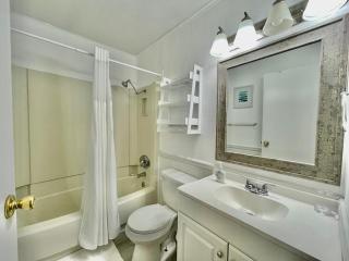 Ocean Front Condo 3rd Floor No Elevator - Myrtle Beach - 2