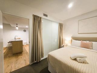 Sky-High 2BR in CBD Spectacular Views Level 23 - Brisbane - 6