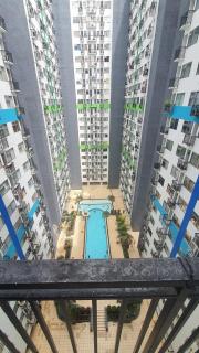 Jarrdin Apartemen 2BR pool view C12 by Nemui Room - 9