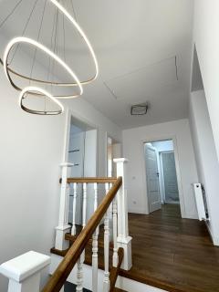 Sunset House spacious 3 bedrooms Baciu Cluj - Baciu - 5
