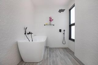Trendy & New 19m Oxygen Pool Villa Sunset Garden 10 in Rawai - Ban Saiyuan (1) - 5