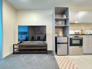 Central City Retreat Chic 1BRstudio Near Sky Tower - Auckland - 2