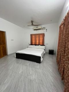 FM Villa Swimming Pool Home Stay Pondicherry - Pondicherry - 7