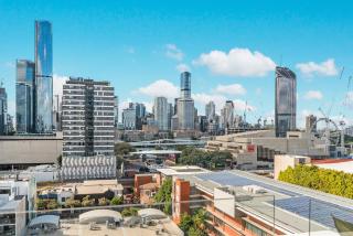 Stunning City Views, King Beds, Gym, Pool, Parking - Brisbane - 9