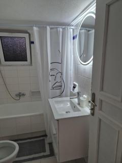 Deco Apartments Aigina - 9