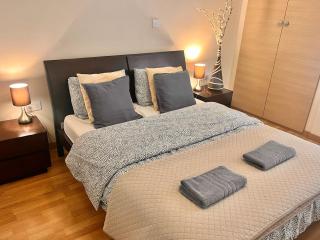 Mediterranean Escape - Steps from the Beach - Limassol - 5